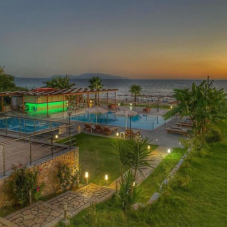 Ocean Hotel Resort Kastrosikia Luaran gambar